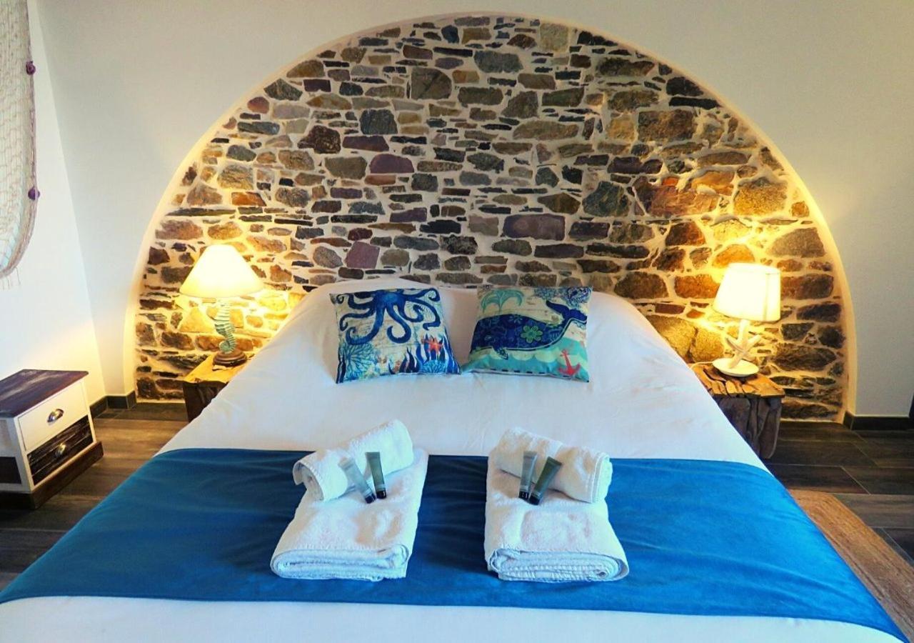 La Synchronicite - Chambres D'Hotes Saint-Sauveur-Villages Exterior photo