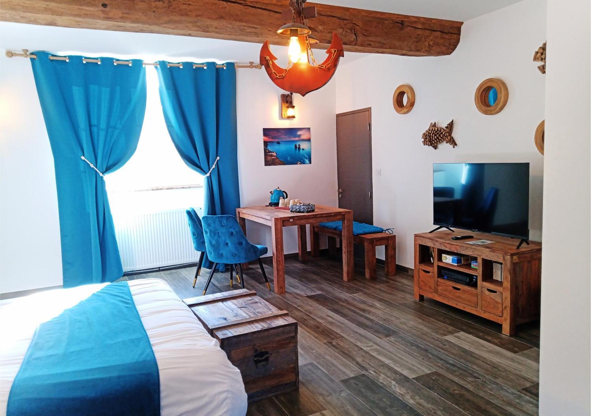 La Synchronicite - Chambres D'Hotes Saint-Sauveur-Villages Exterior photo