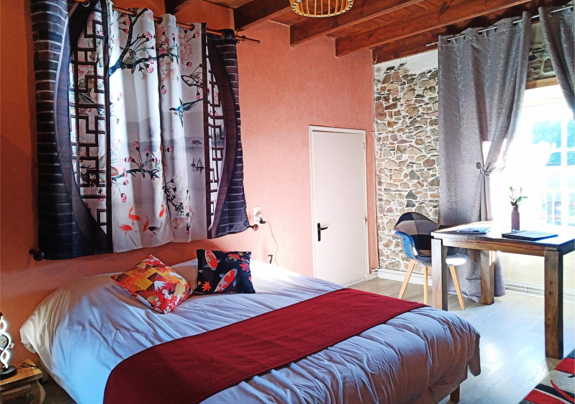 La Synchronicite - Chambres D'Hotes Saint-Sauveur-Villages Exterior photo